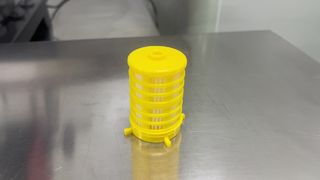 permukaan filter kapsul berwarna kuning