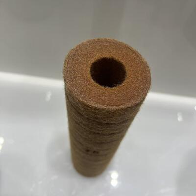 Efisiensi Tinggi 10 '' PP Melt Blown Filter Cartridge untuk Pembersihan Air